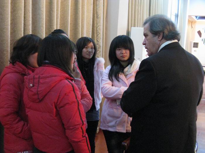 DiUlus with ZZCOE students