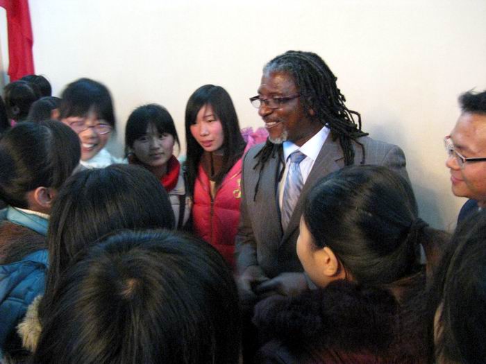 Joseph Saulter with ZZCOE students